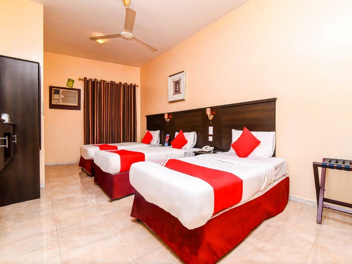 Melody Queen Hotel By Aura Dubai Bagian luar foto