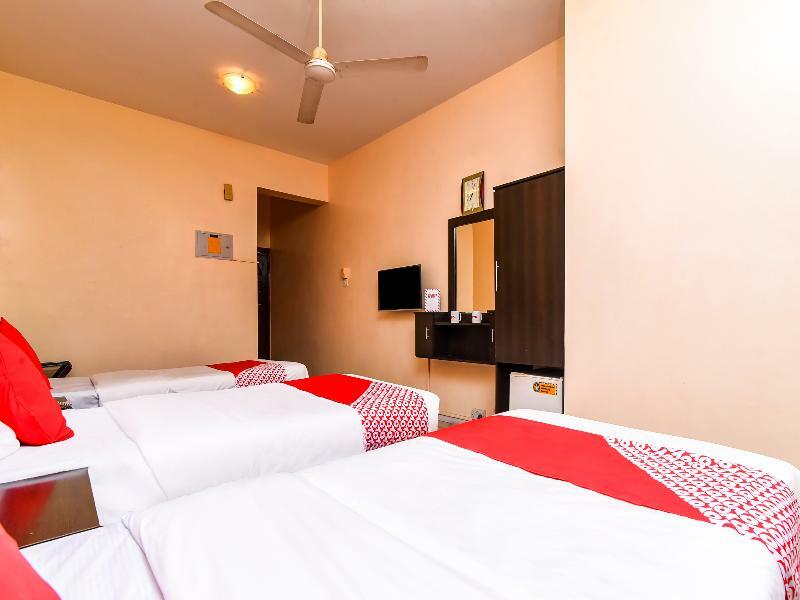 Melody Queen Hotel By Aura Dubai Bagian luar foto