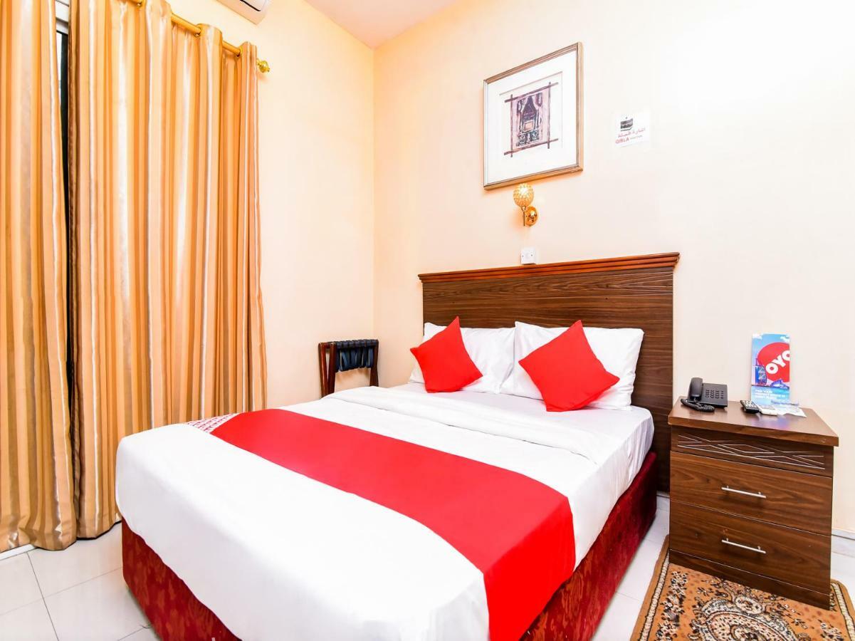 Melody Queen Hotel By Aura Dubai Bagian luar foto